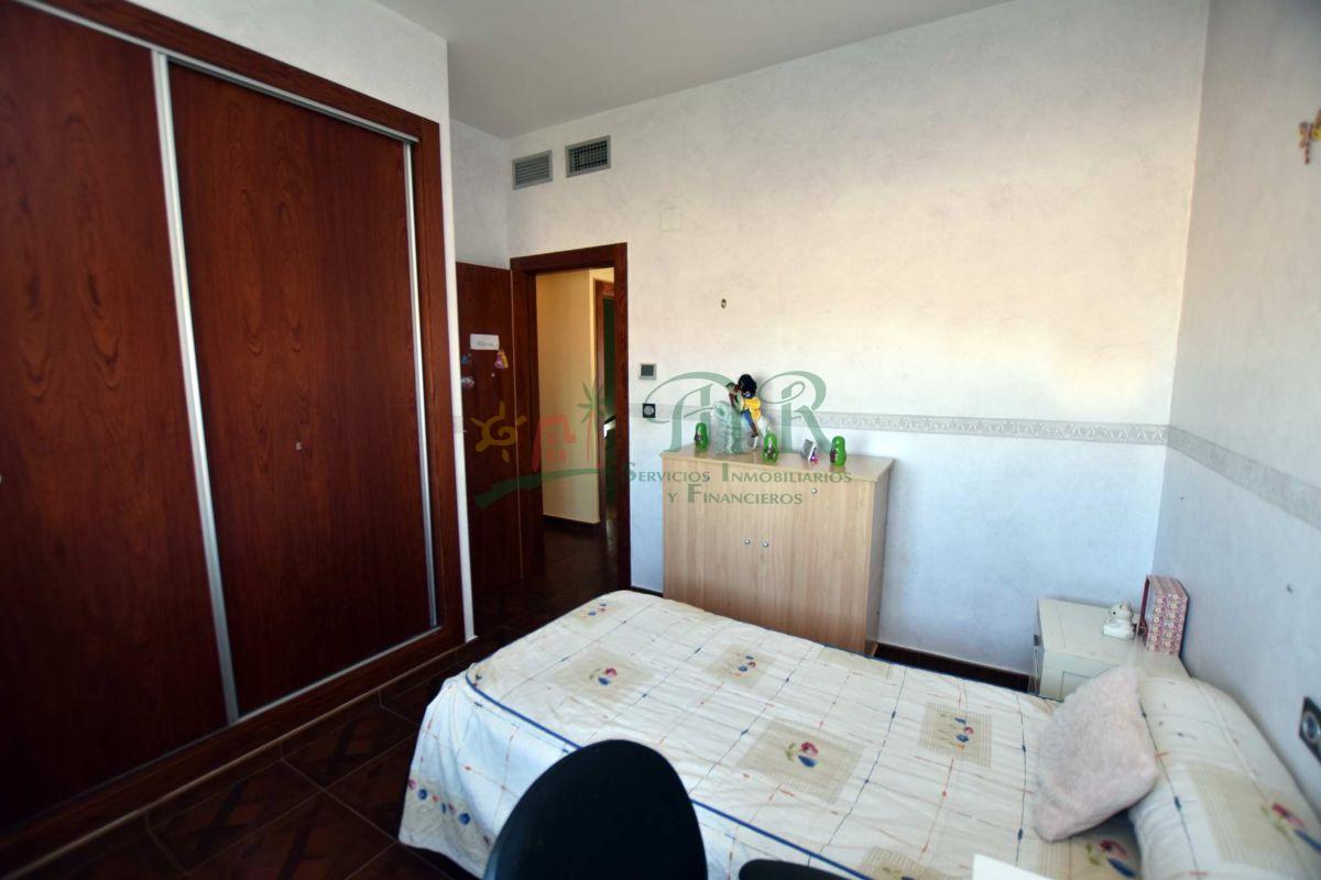 Venta de villa en Los Montesinos