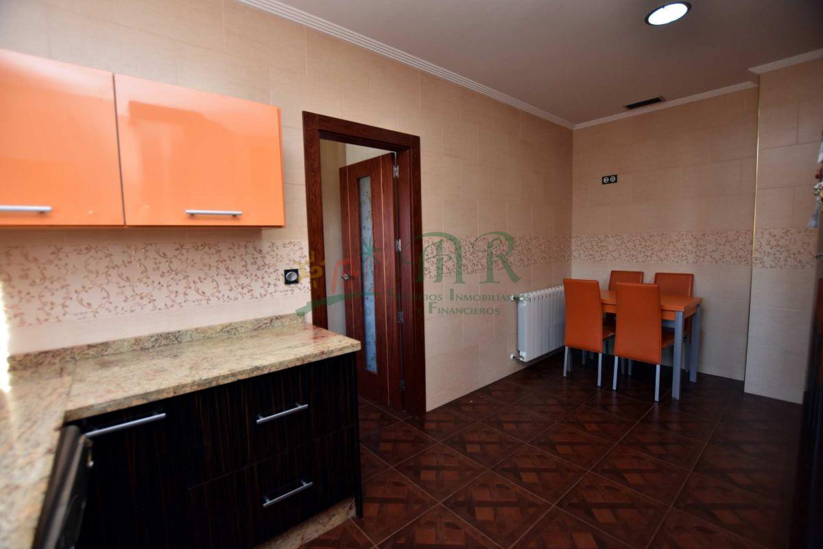 Venta de villa en Los Montesinos