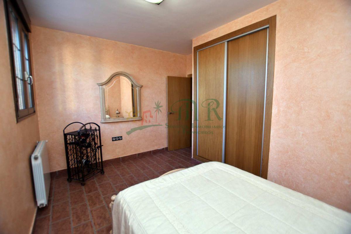 Venta de villa en Los Montesinos