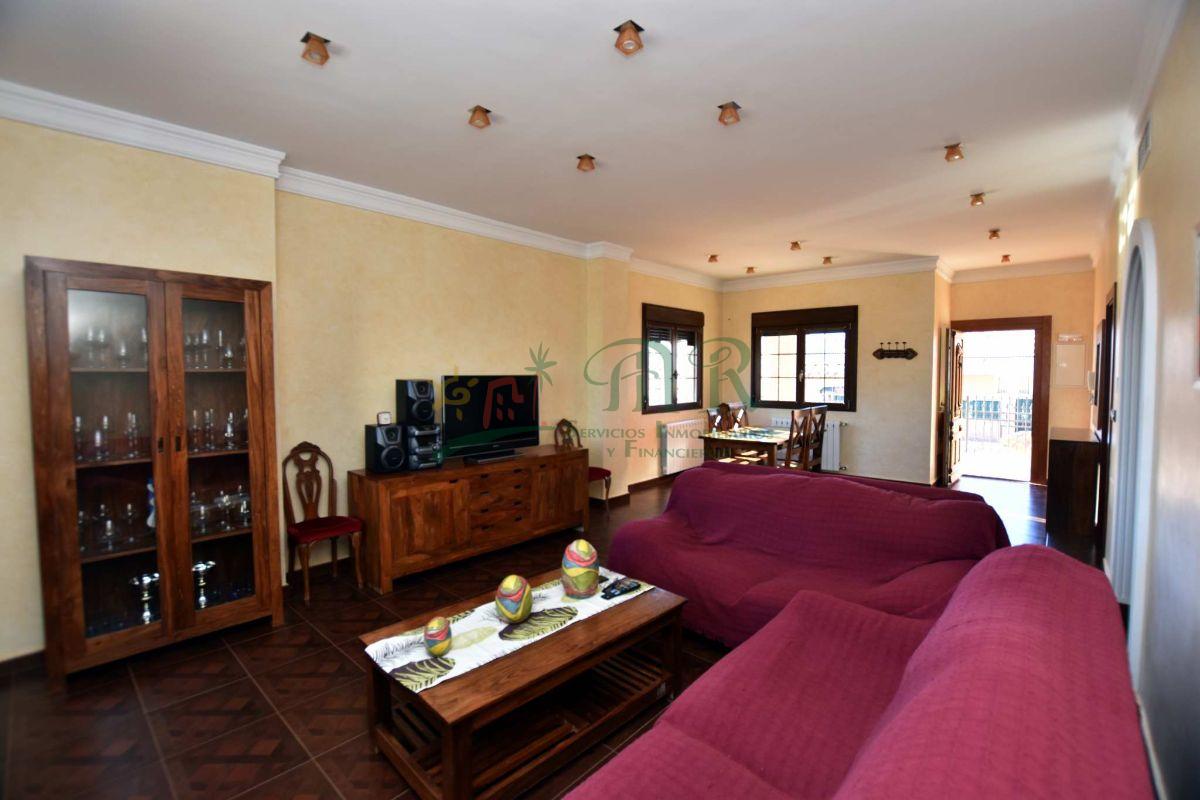 Venta de villa en Los Montesinos