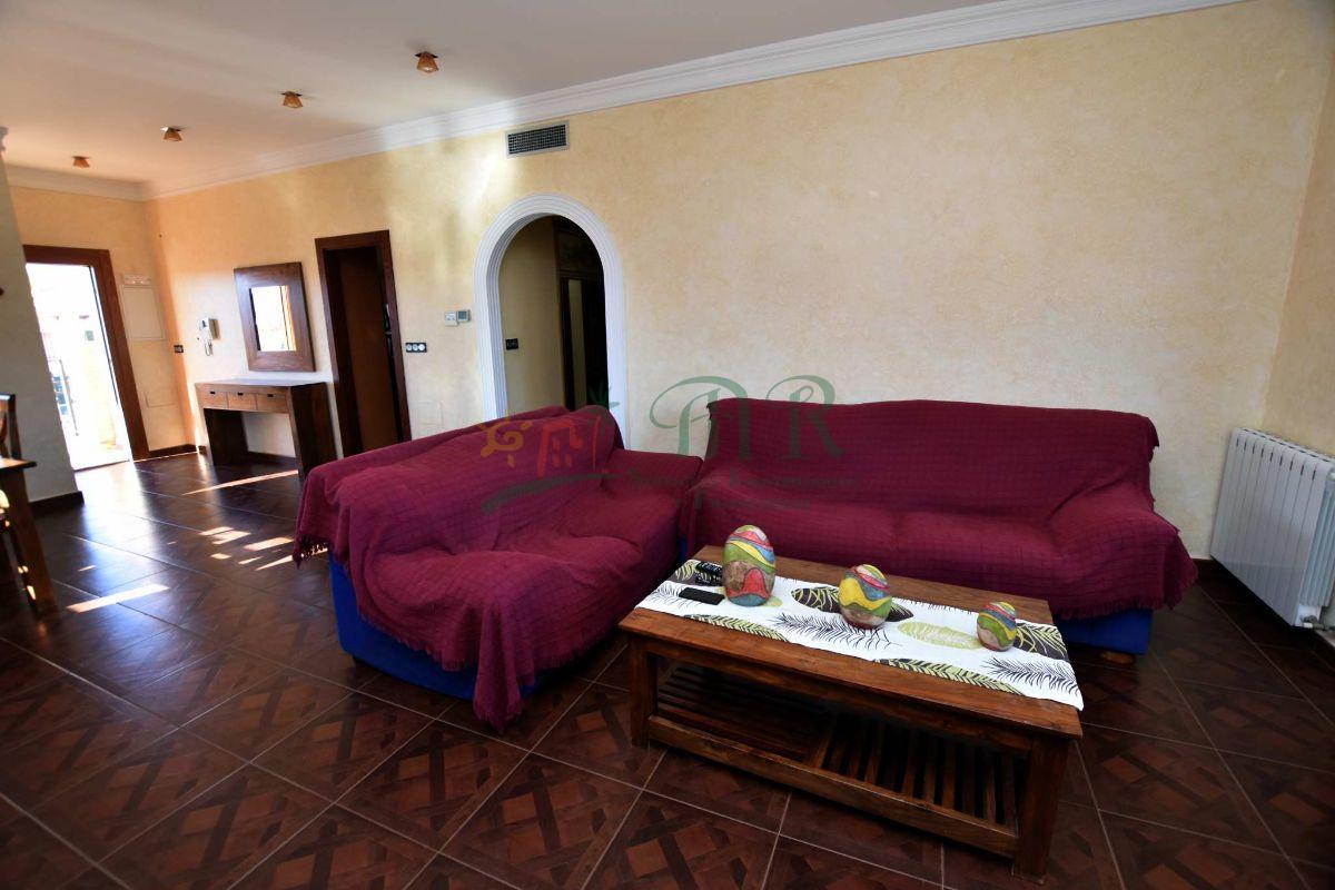 Venta de villa en Los Montesinos