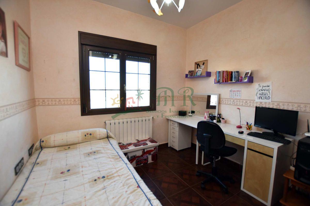 Venta de villa en Los Montesinos