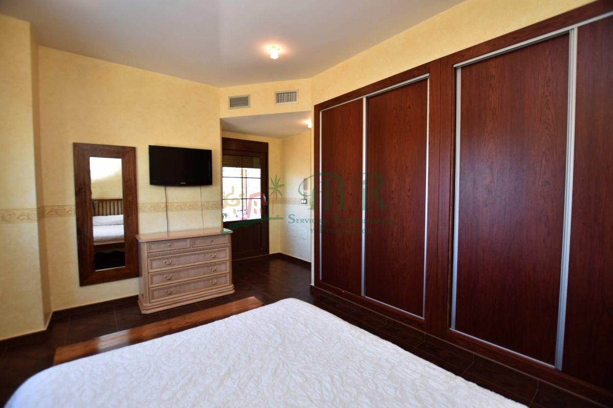 Venta de villa en Los Montesinos