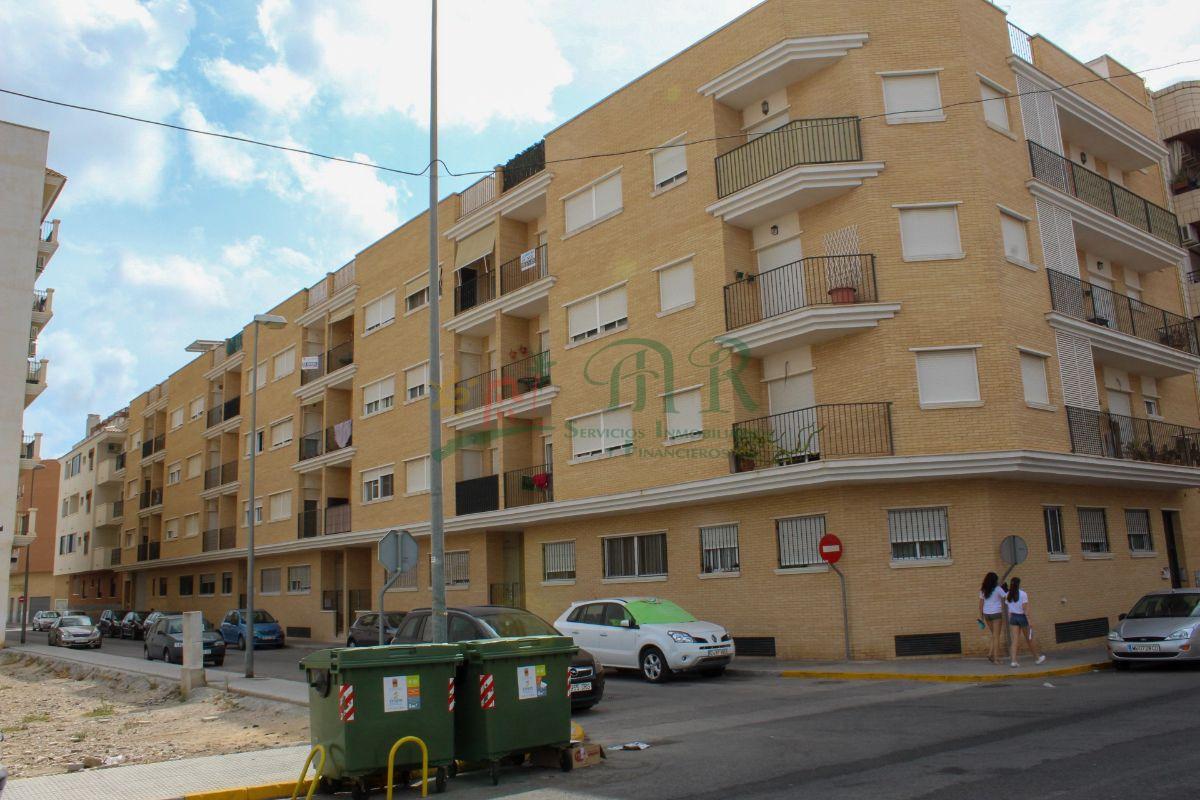 For sale of flat in Almoradí