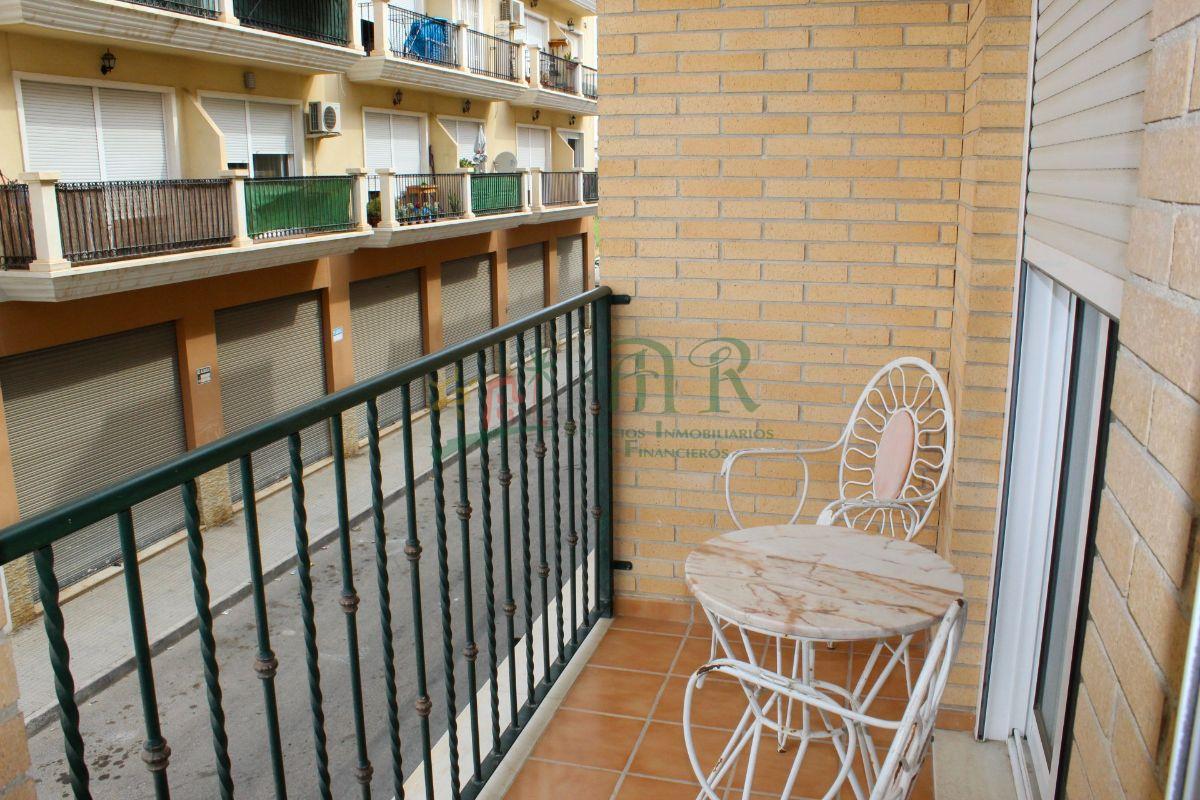 For sale of flat in Almoradí