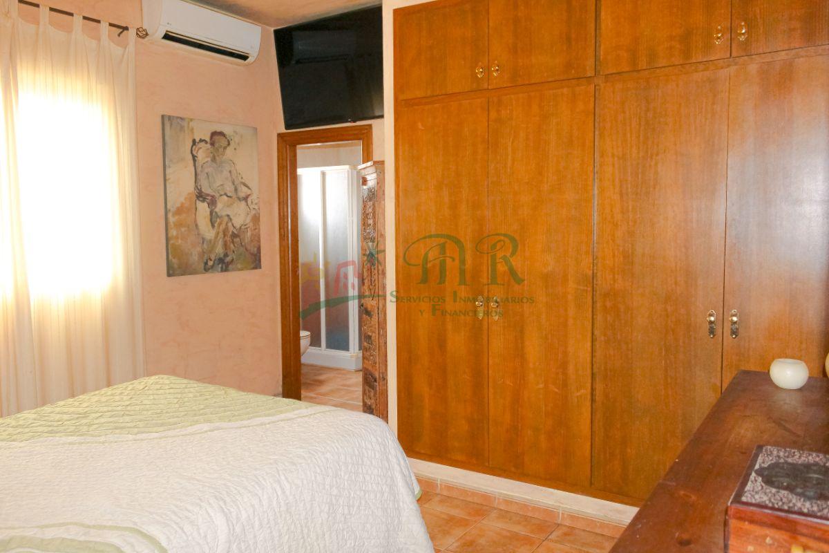 Venta de villa en Catral