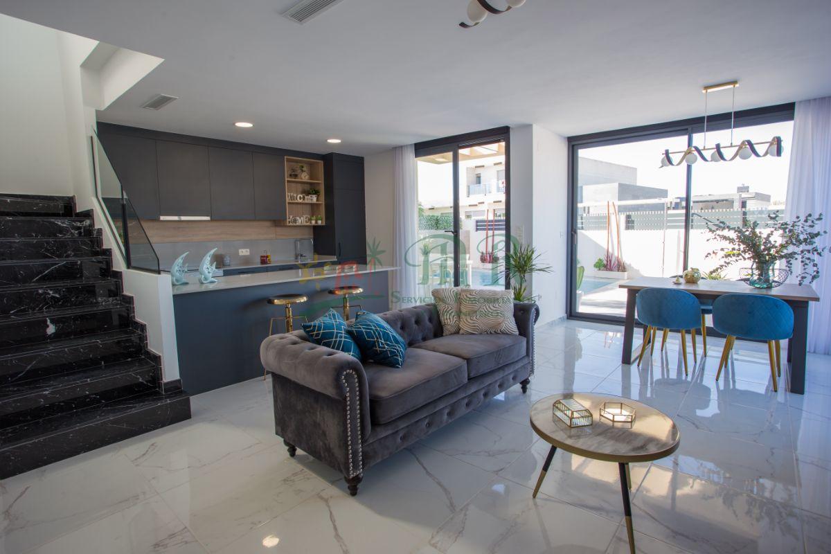 Venta de villa en Los Montesinos Venta de villa en Los Montesinos