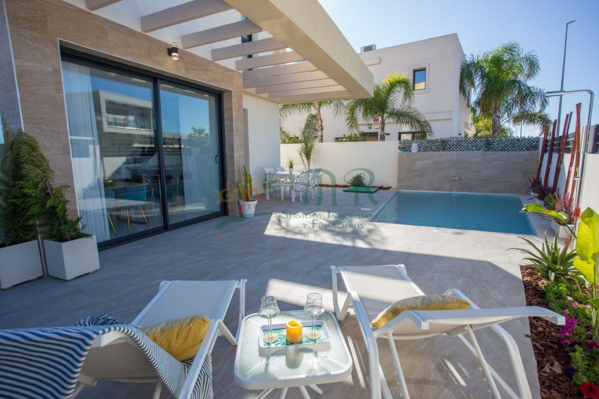 Venta de villa en Los Montesinos Venta de villa en Los Montesinos