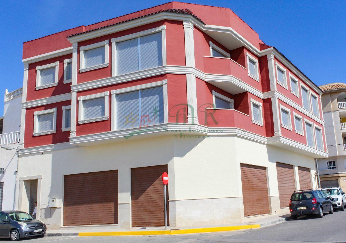 For sale of apartment in Los Montesinos
