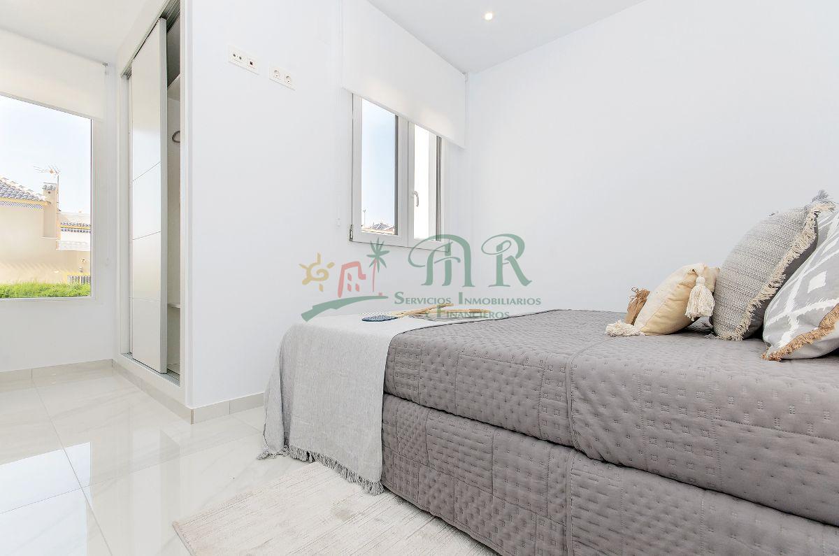 For sale of chalet in Torrevieja For sale of chalet in Torrevieja