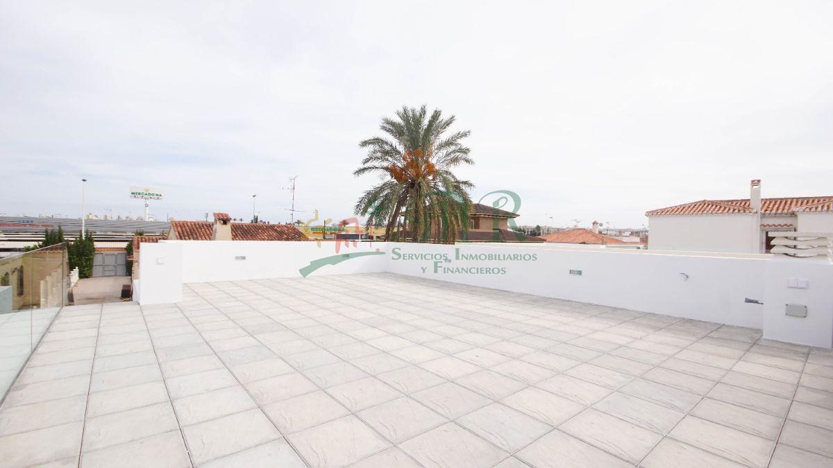 For sale of villa in Torrevieja