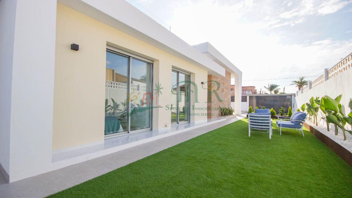 For sale of villa in Torrevieja