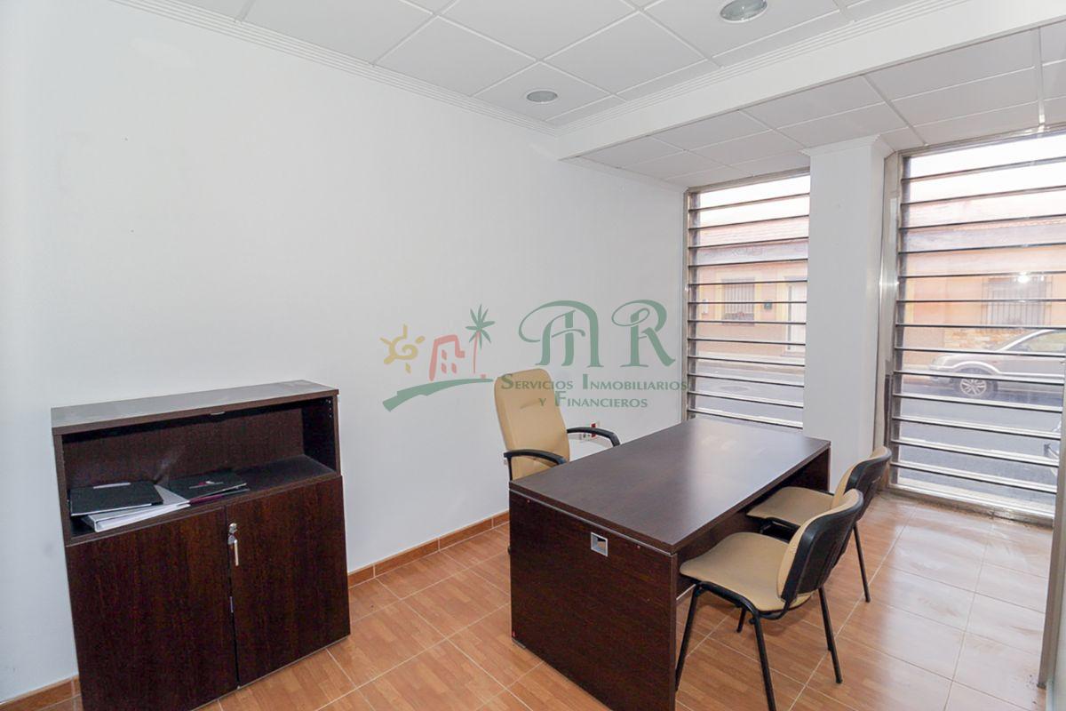 For sale of commercial in Almoradí