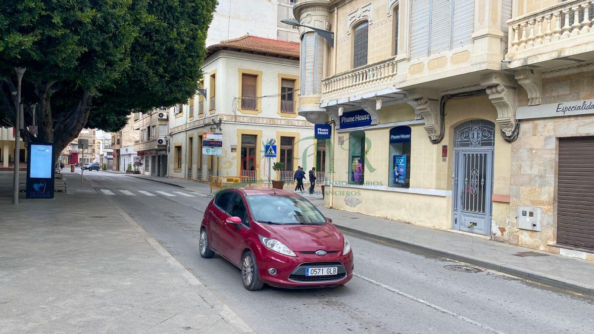 Alquiler de local comercial en Almoradí