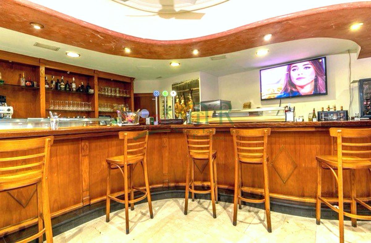 Venta de local comercial en Torrevieja