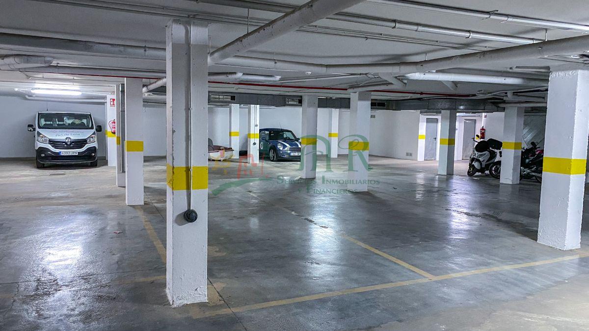 For sale of garage in Almoradí