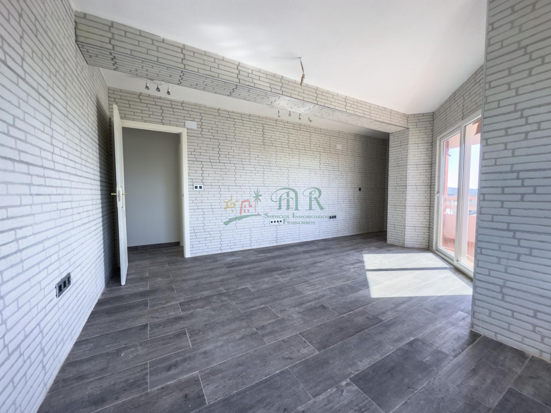For sale of flat in Almoradí