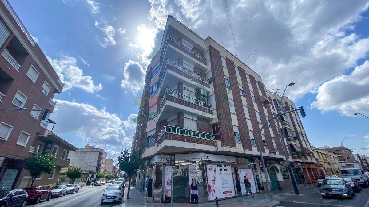 For sale of flat in Almoradí