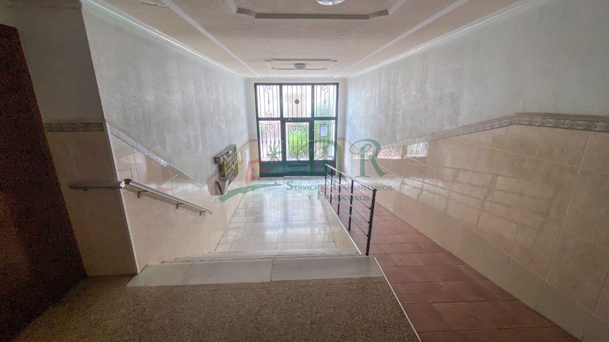 For sale of flat in Almoradí