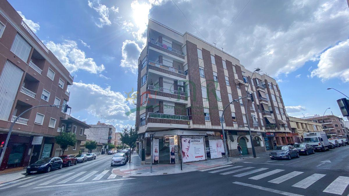 For sale of flat in Almoradí