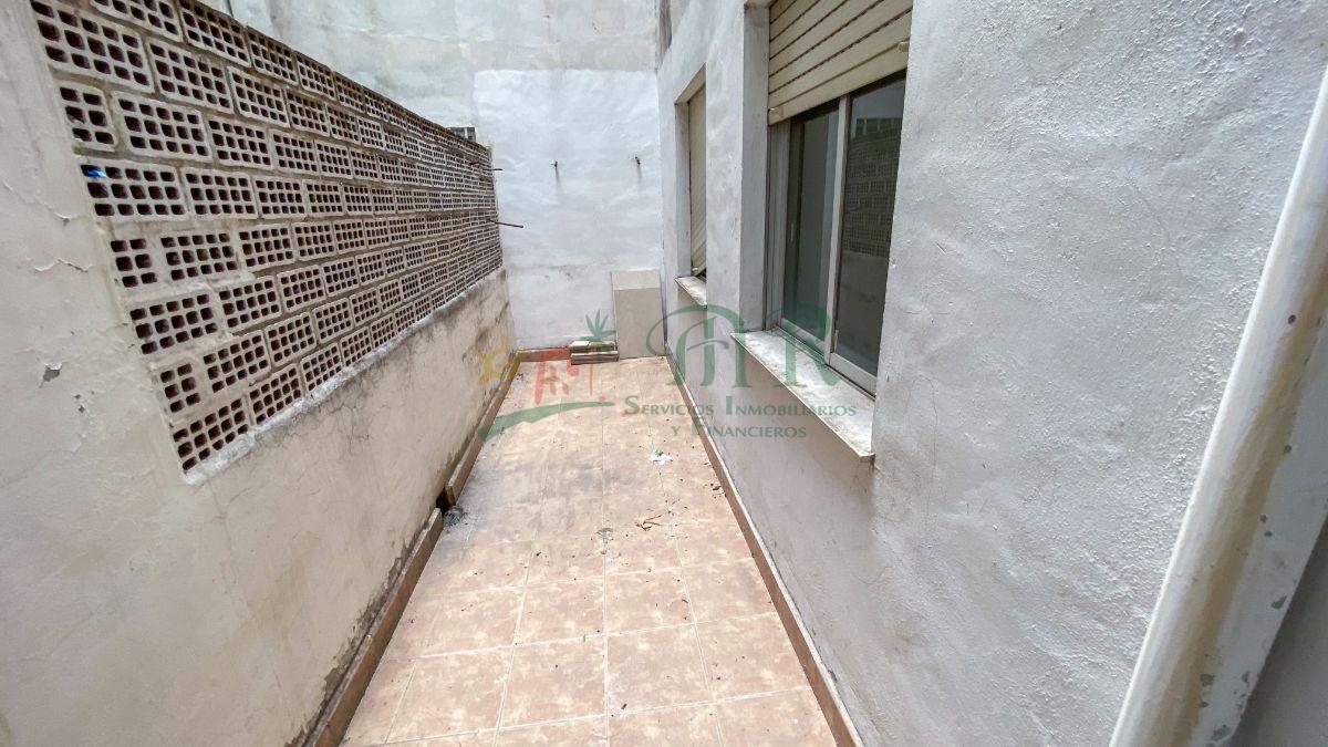 For sale of flat in Almoradí