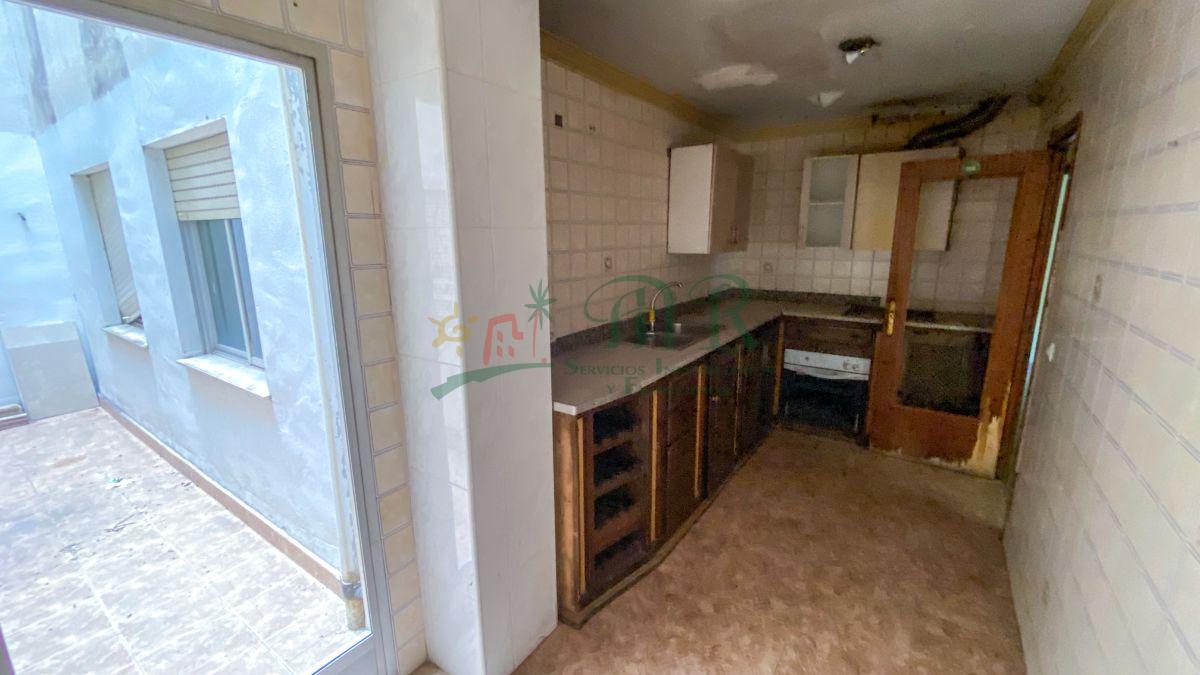 For sale of flat in Almoradí