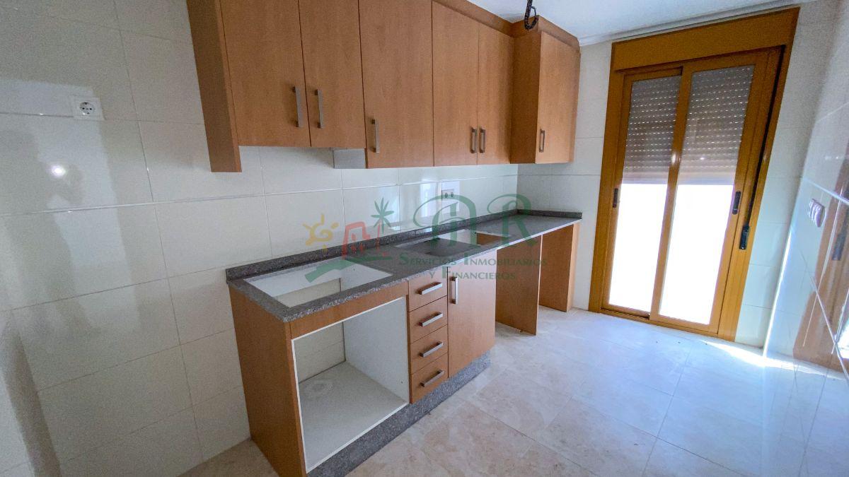 For sale of flat in Monforte del Cid