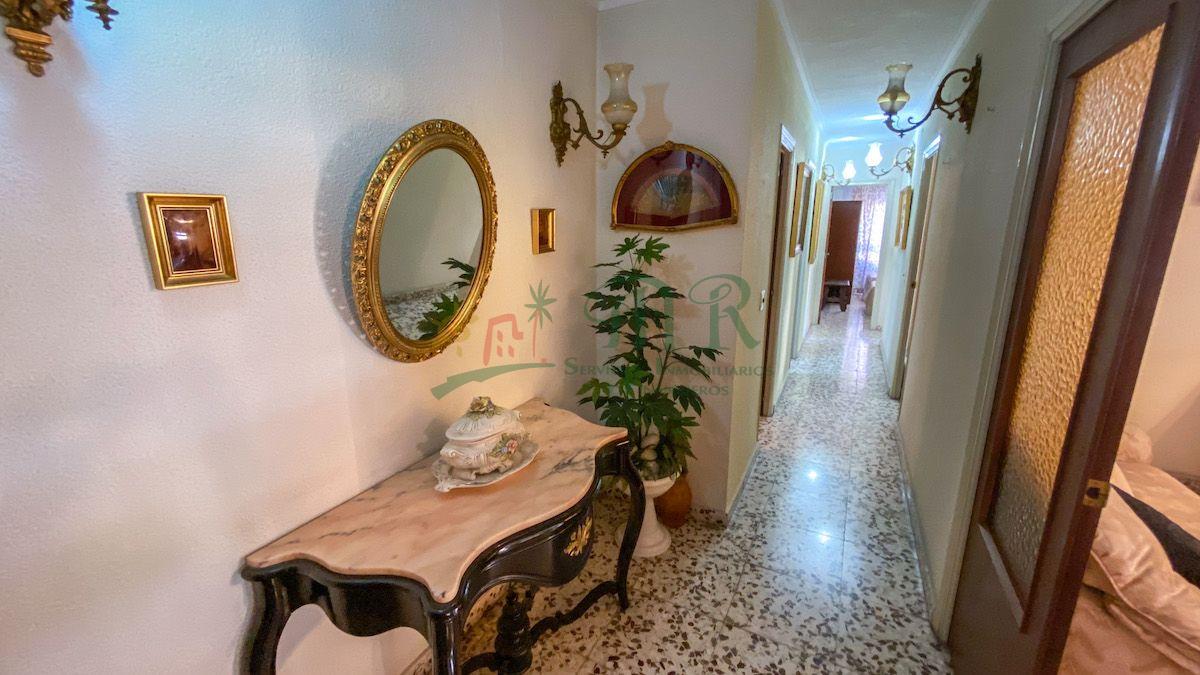 For sale of flat in Almoradí
