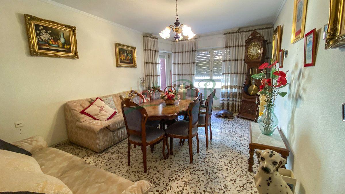 For sale of flat in Almoradí