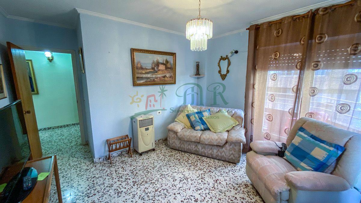 For sale of flat in Almoradí