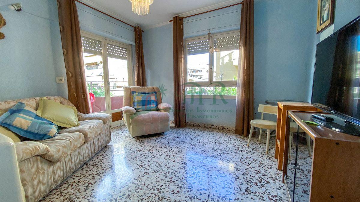 For sale of flat in Almoradí