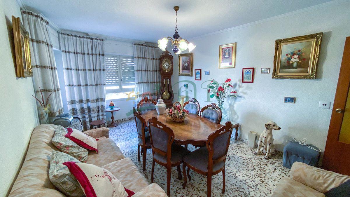 For sale of flat in Almoradí