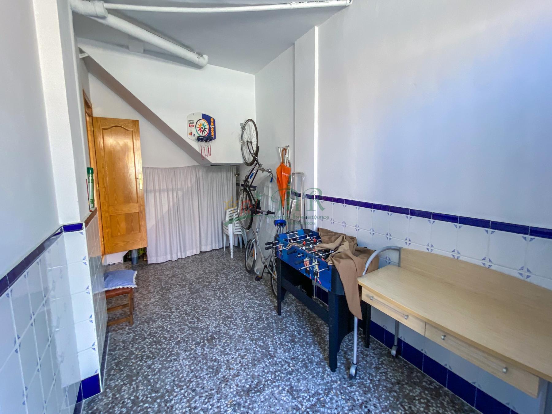 For rent of semidetached in Almoradí
