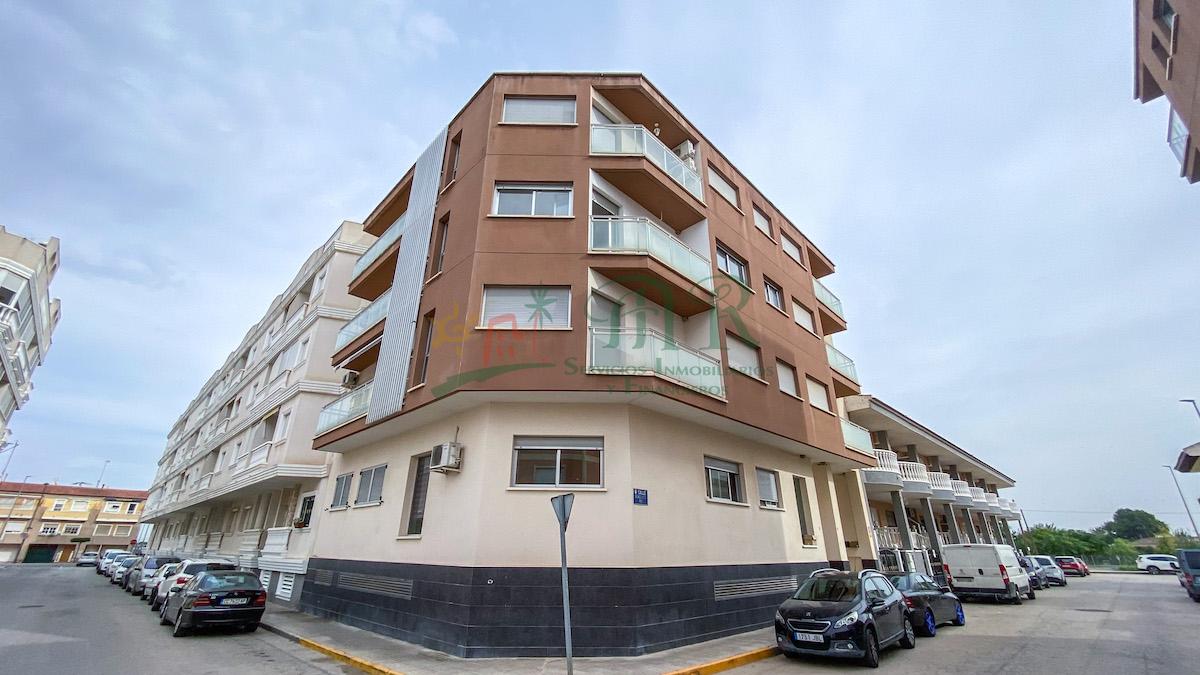 For sale of apartment in Formentera del Segura