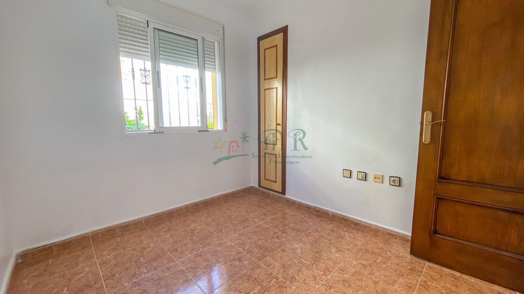 For sale of chalet in San Fulgencio