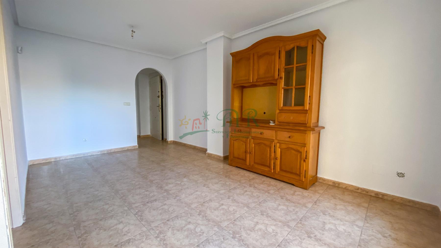 For sale of apartment in Guardamar del Segura