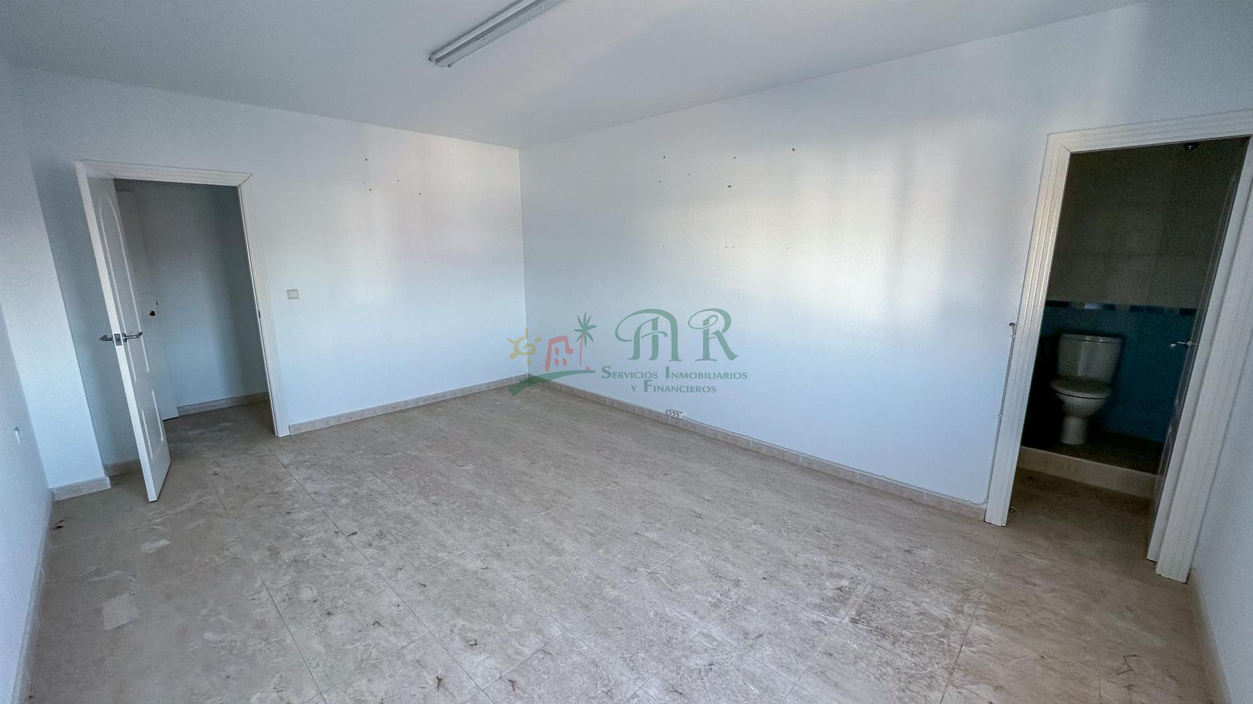 For sale of office in Rojales