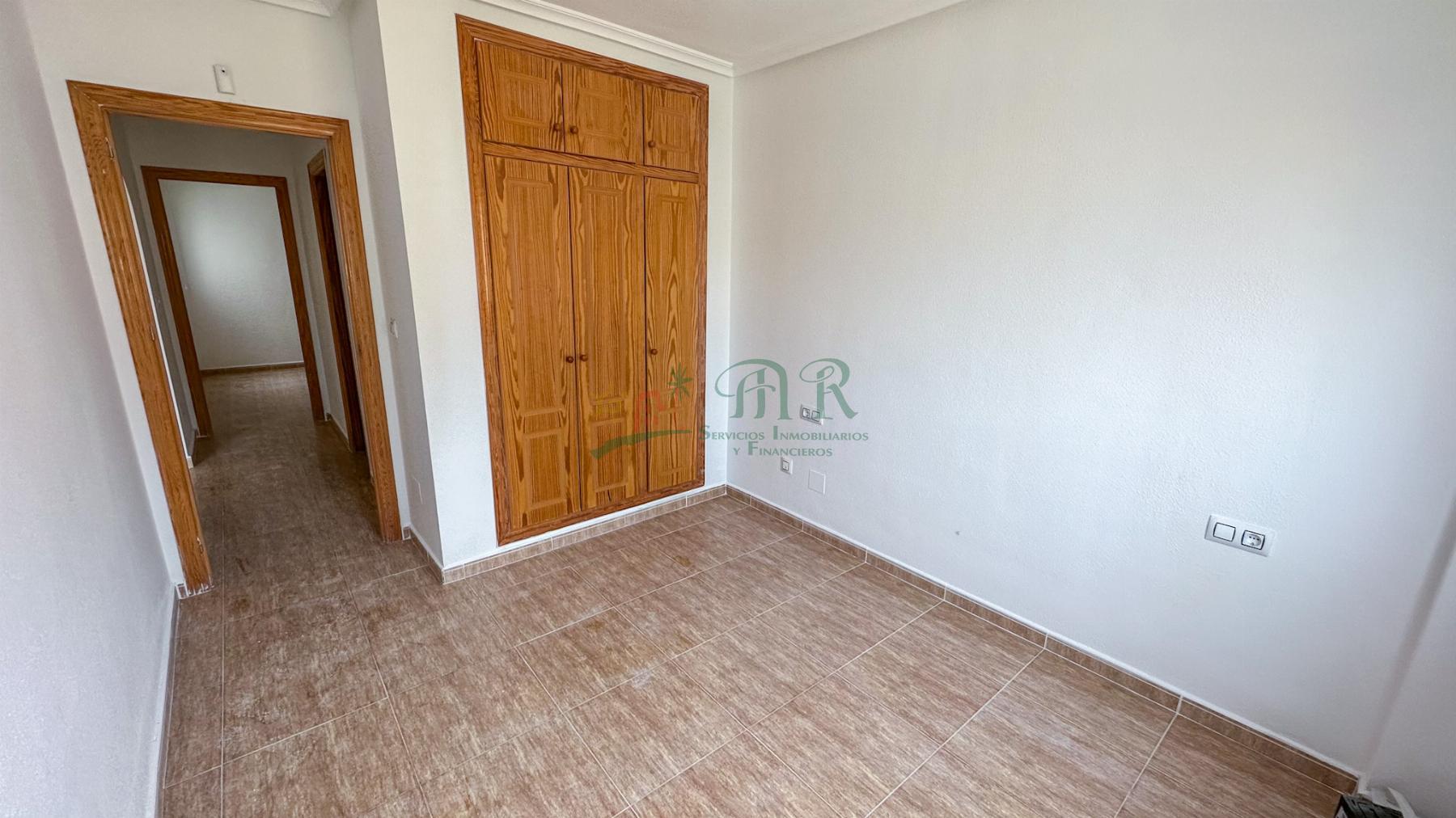 For sale of apartment in Formentera del Segura