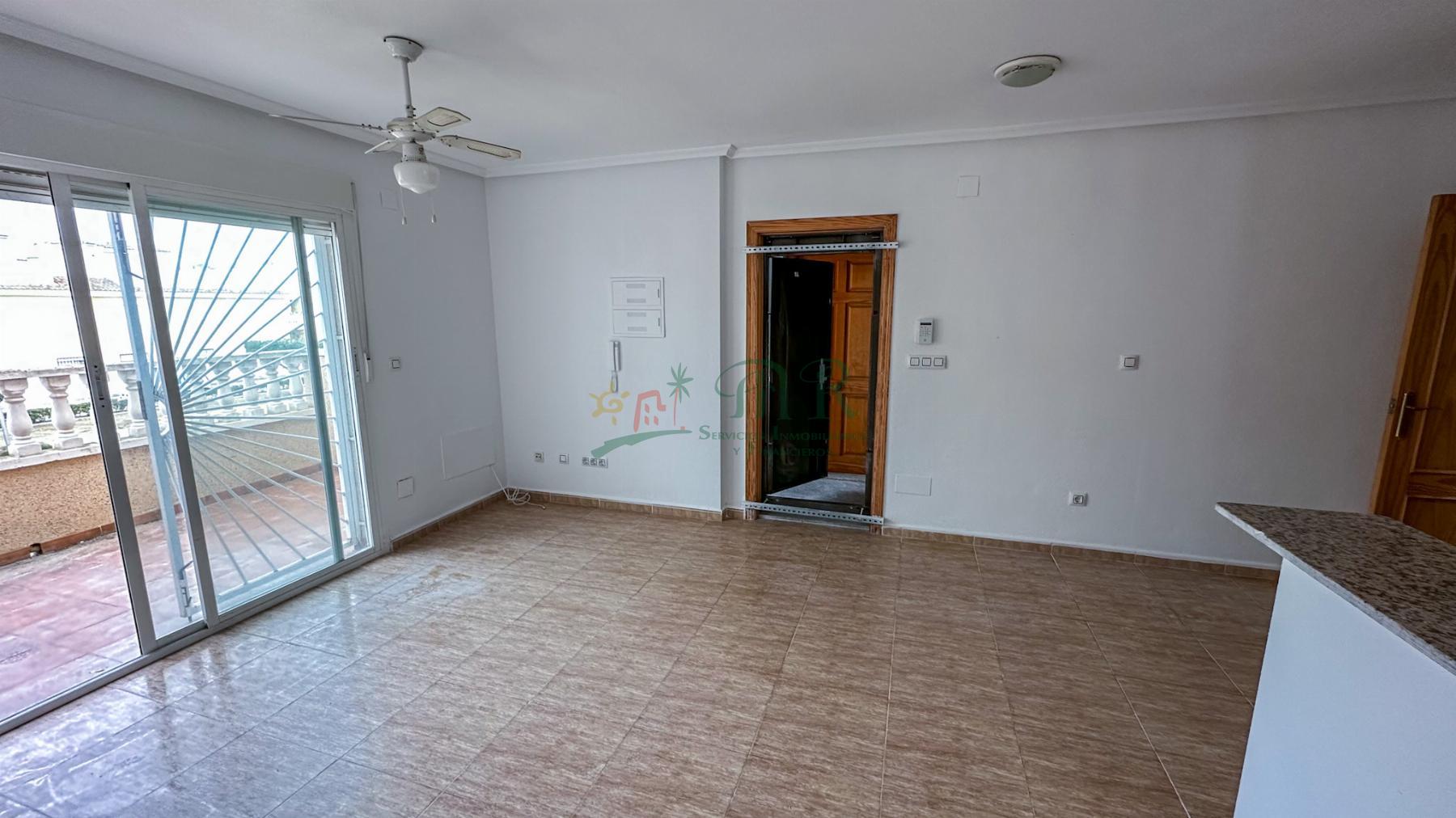 For sale of apartment in Formentera del Segura