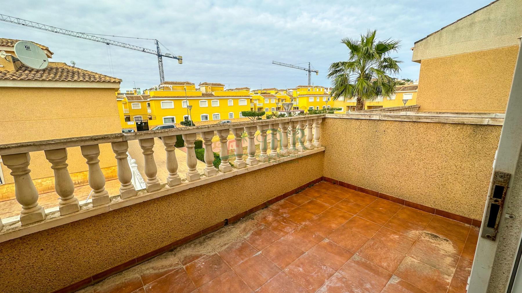 For sale of apartment in Formentera del Segura