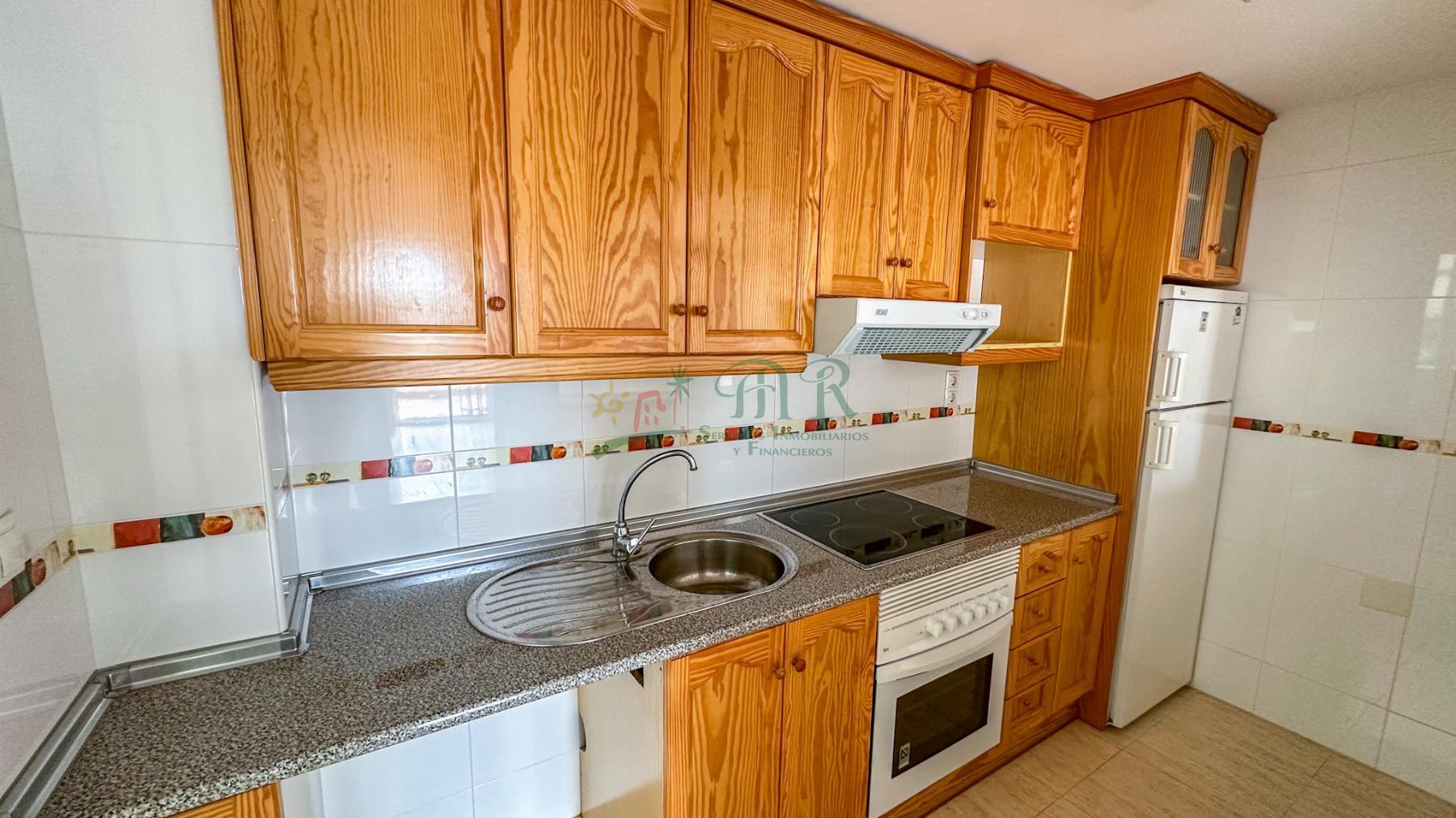 For sale of duplex in Daya Vieja