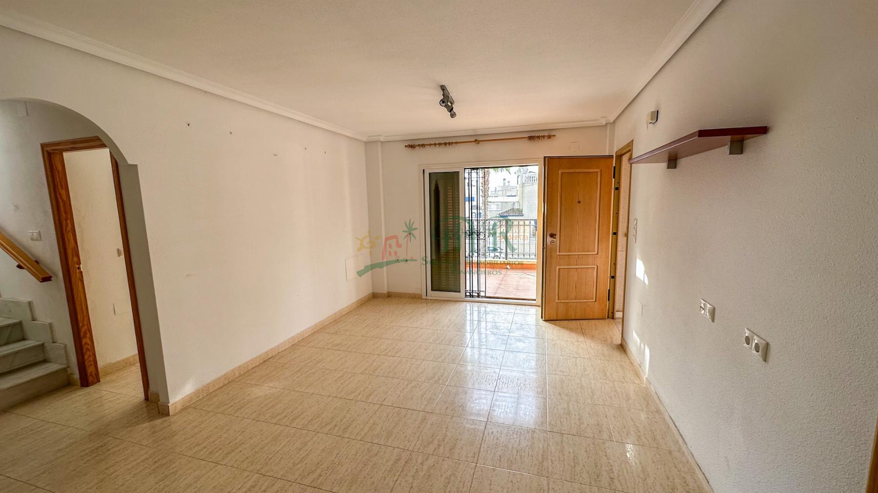 For sale of duplex in Daya Vieja