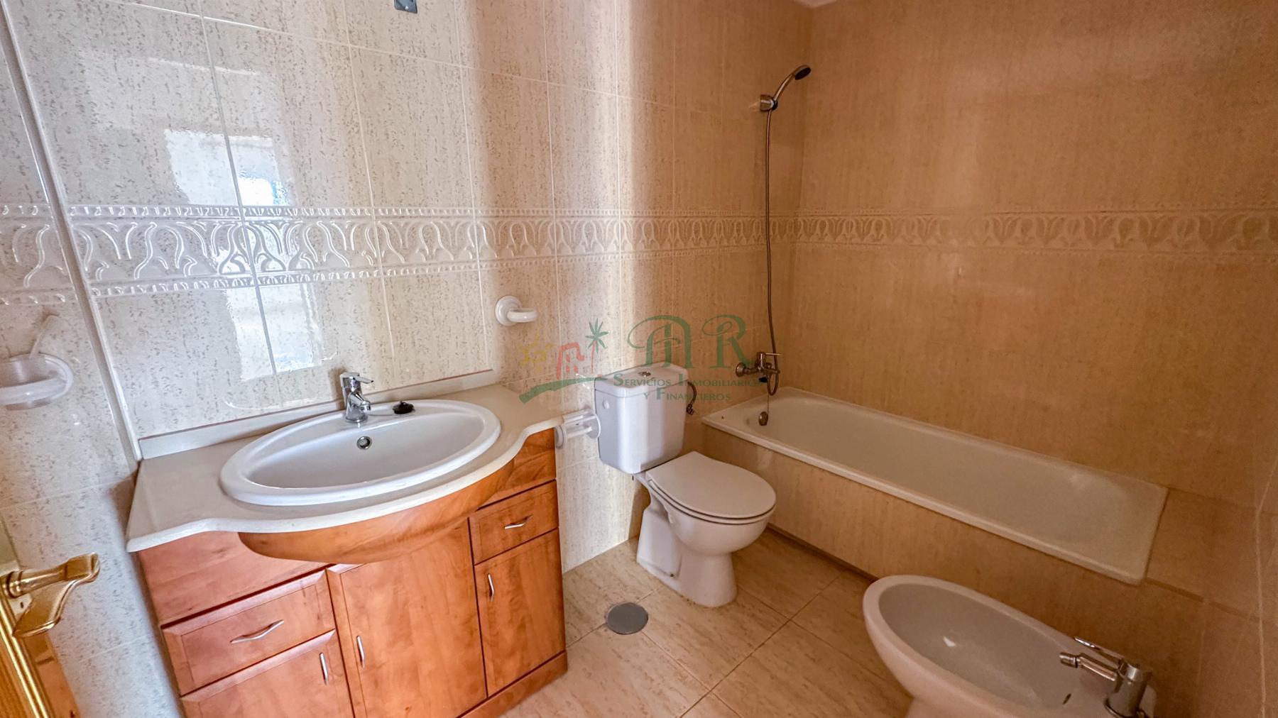 For sale of duplex in Daya Vieja