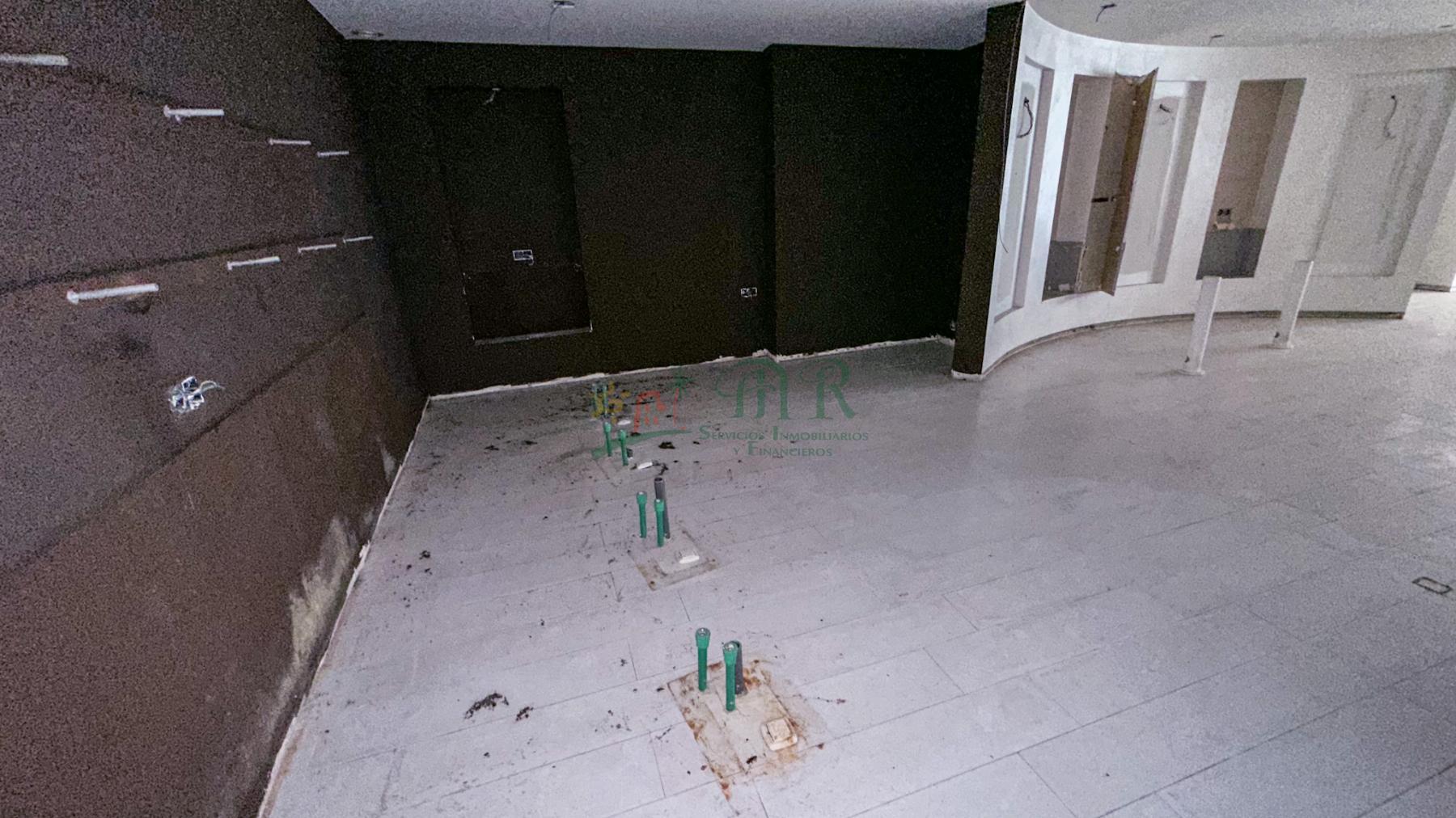 For sale of commercial in Almoradí