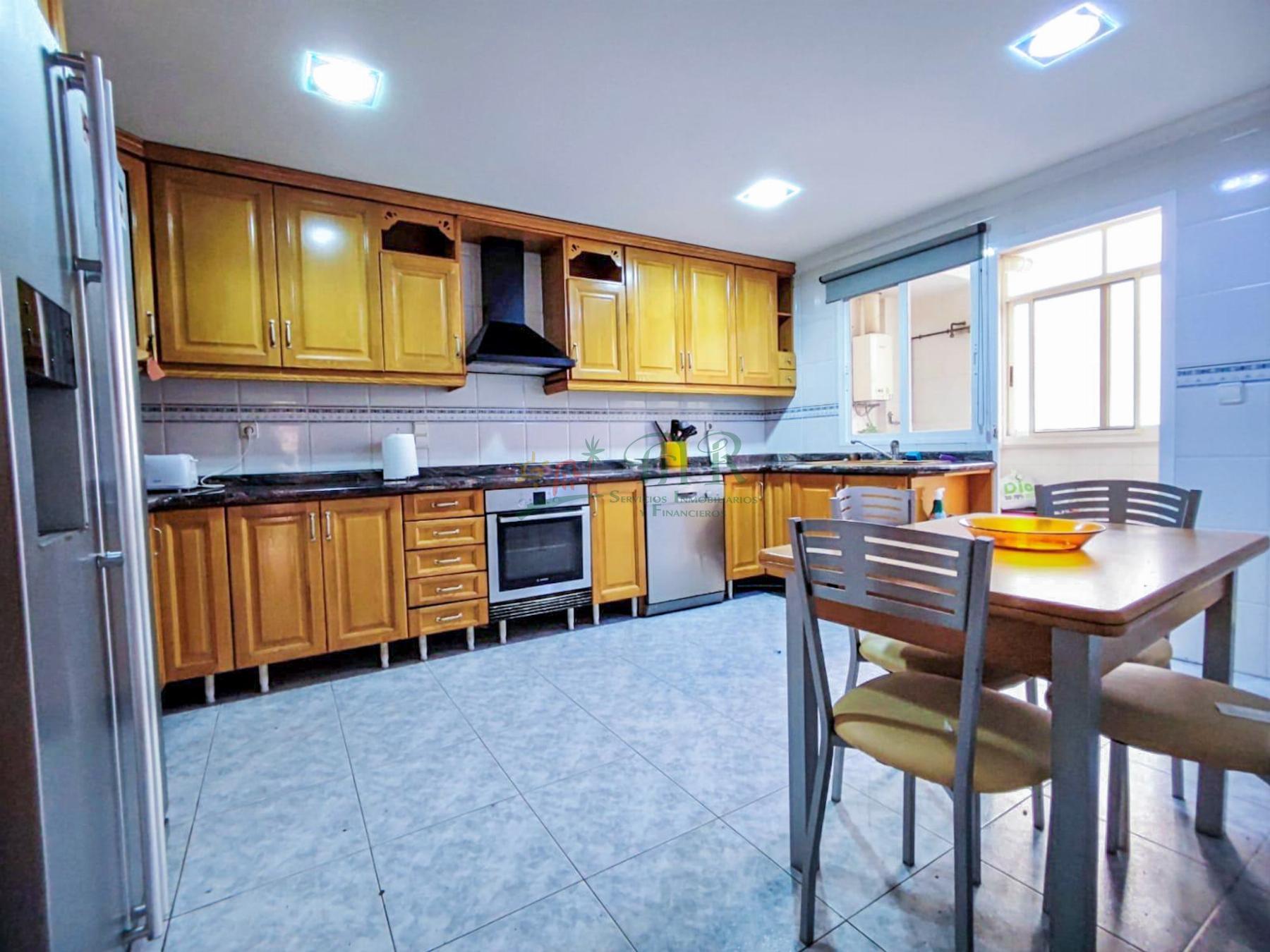 For sale of flat in Elche-Elx