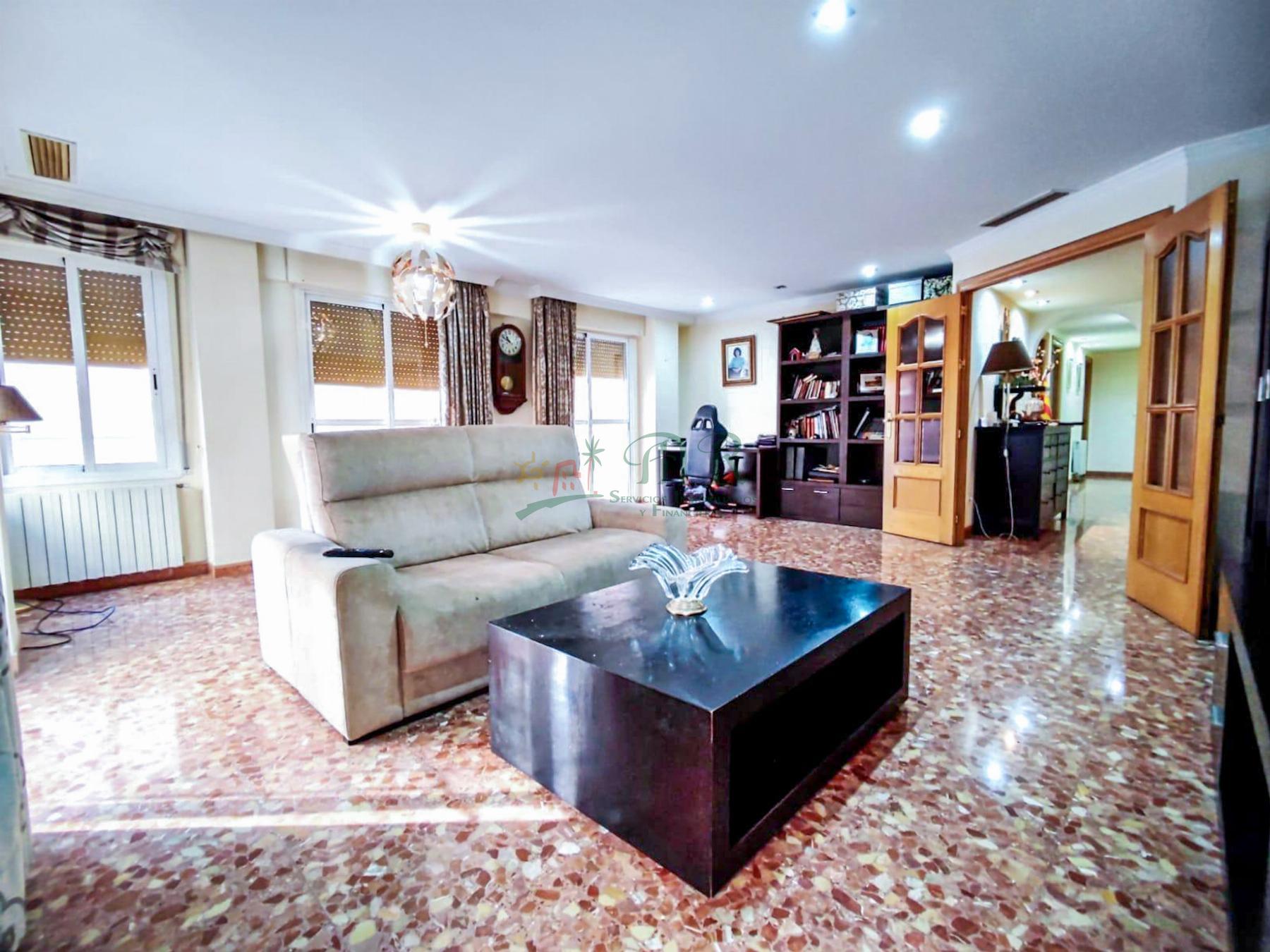 For sale of flat in Elche-Elx