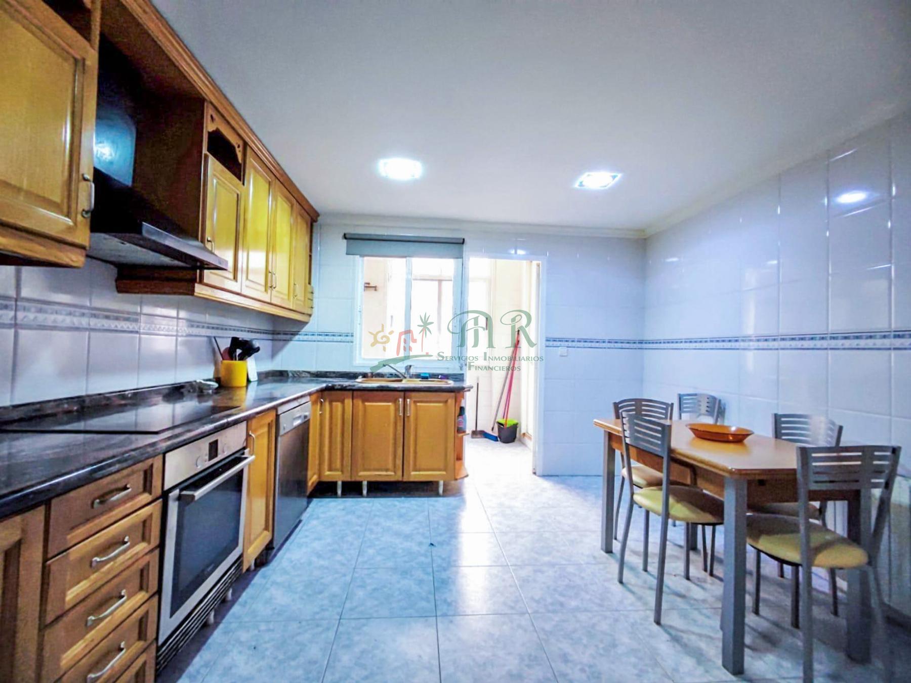 For sale of flat in Elche-Elx