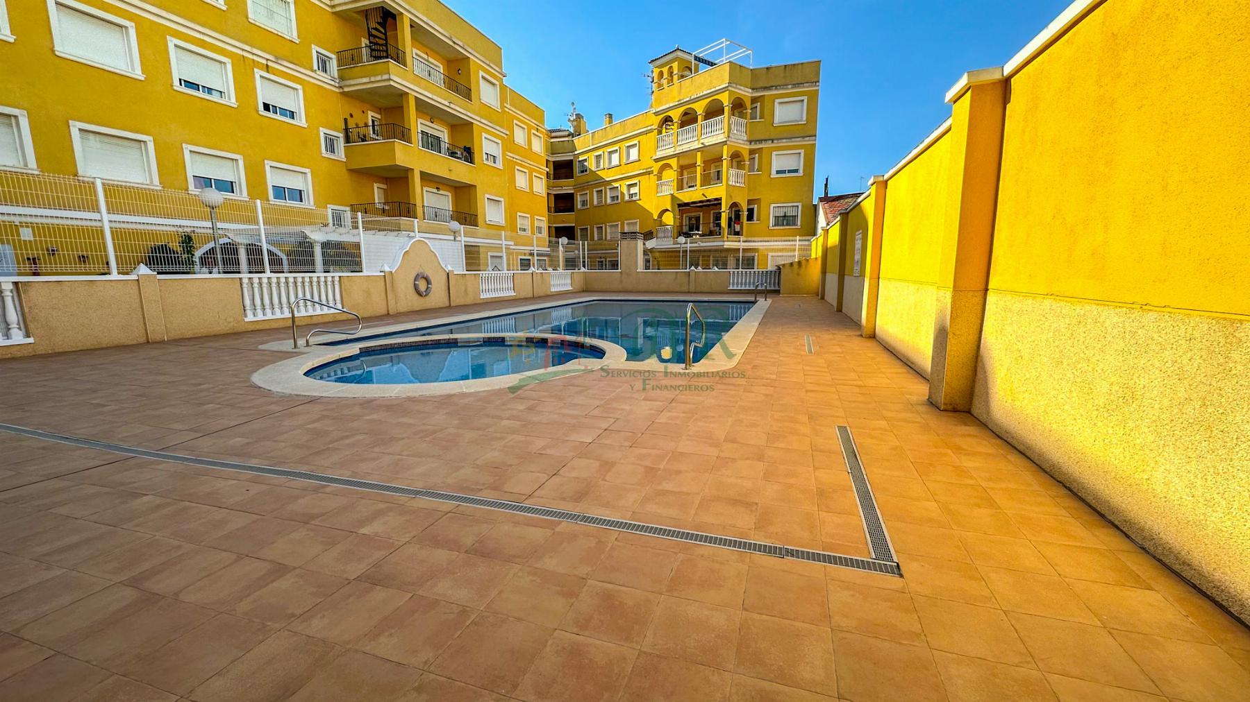 For sale of apartment in Almoradí