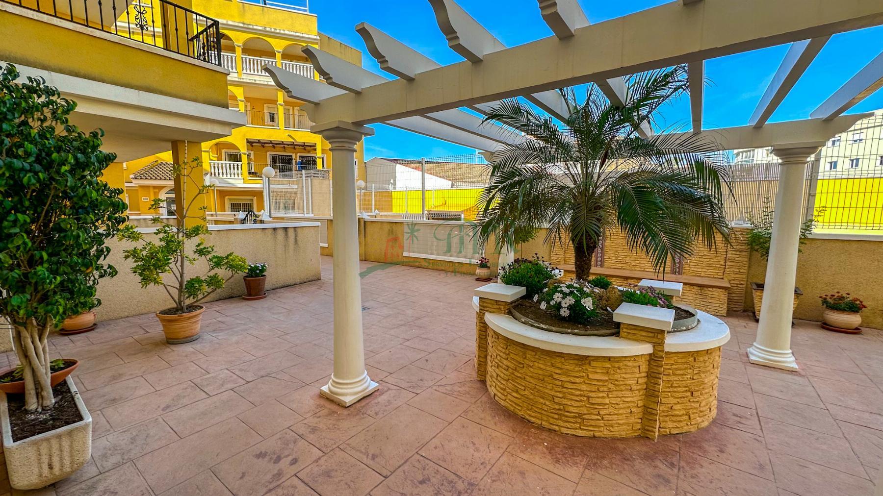 For sale of apartment in Almoradí