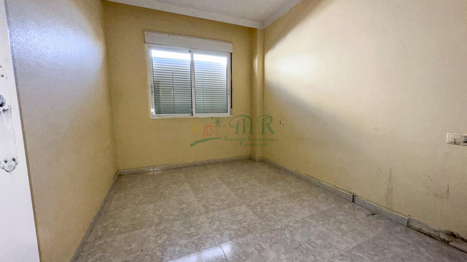 For sale of apartment in Almoradí
